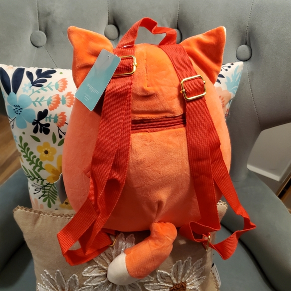 FOX Mini Squishmallow Backpack - Picture 2 of 3